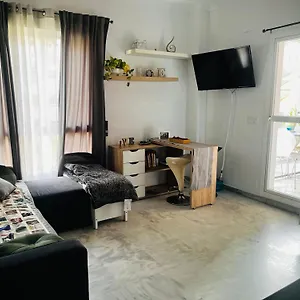 Piso En Zona Tranquila De - Torrequebrada Golf Appartement